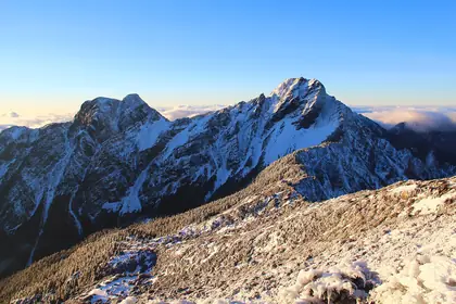 Yushan Far North Peak (玉山北北峰)