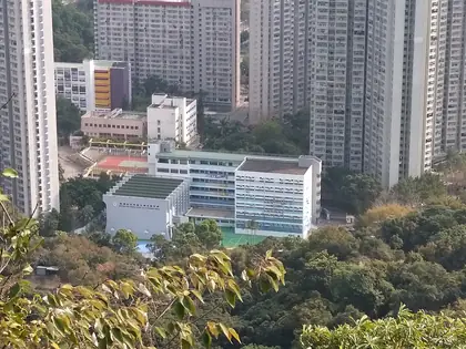Yuk Sau Fung (玉秀峰 Yuk Sau Fung)