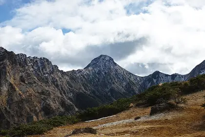 Mt. Akaiwanoatama (赤岩ノ頭)
