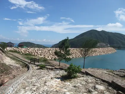 Biu Tsim Kok Teng (標尖角頂 Biu Tsim Kok Teng)