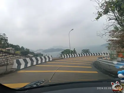 Chiu Keng Wan Shan (照鏡環山 Chiu Keng Wan Shan)