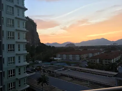 Gunung Layang-Layang
