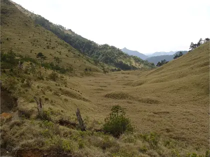 Batongguanshan (八通關山)