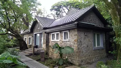 Hushan (湖山)