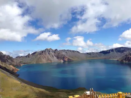 Guanri Peak (观日峰)