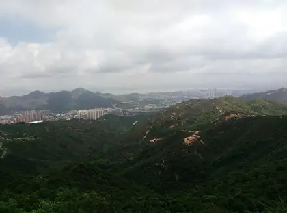 Kau Keng Shan (九逕山 Kau Keng Shan)