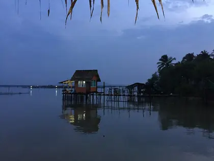 เขากลาง