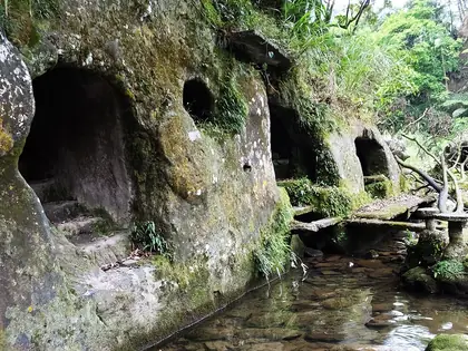 Lanquefeng (藍鵲峰)