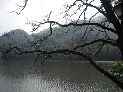 慈湖山