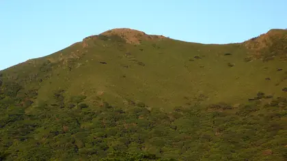 Xiaoguanyinshanxixifeng (小觀音山西西峰)