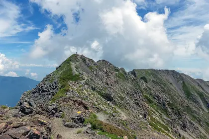 Mount Nishi-Notori (西農鳥岳)