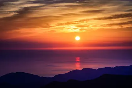 Dahutongshan (大湖桶山)
