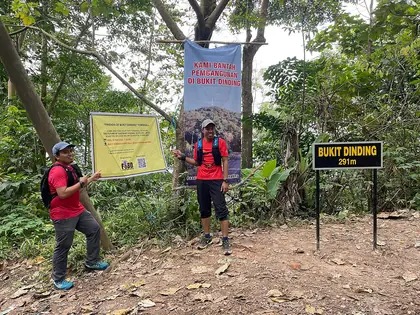 Bukit Dinding