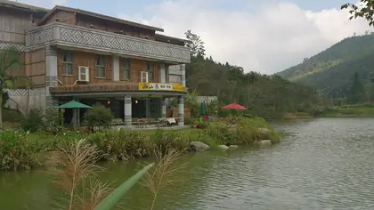 Sanjiaohushan (三角湖山)