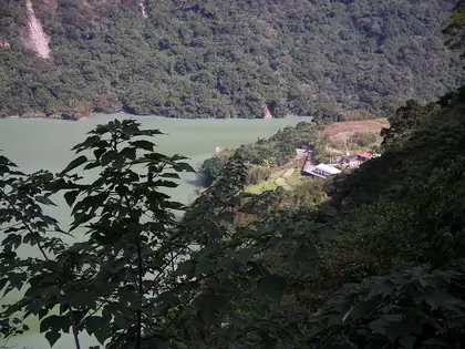 Zhentoushanxifeng (枕頭山西峰)