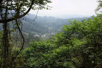 流壁下山